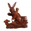 Tượng thỏ như ý được làm từ gỗ hương, trang trí phong thủy - Đồ gỗ mỹ nghệ Đồng Kỵ